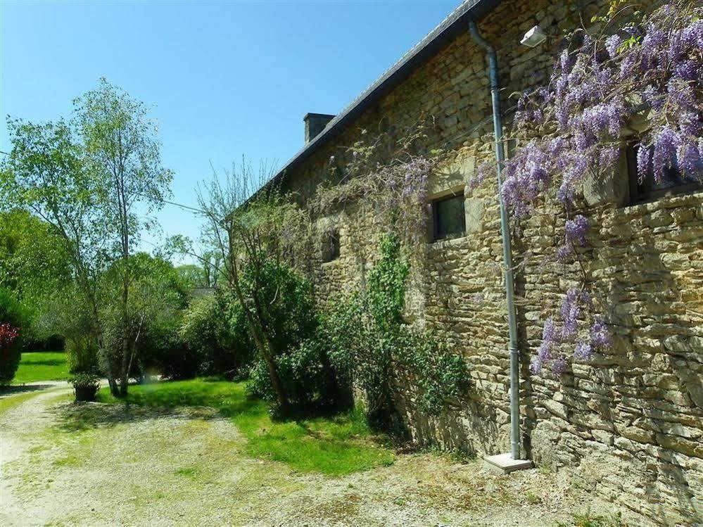 Bed and Breakfast Les Dames de Nage Grand-Champ Exterior foto
