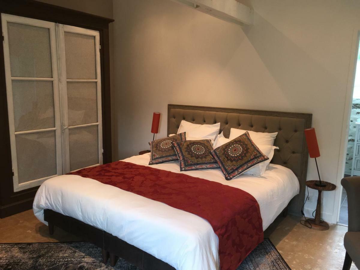 Bed and Breakfast Les Dames de Nage Grand-Champ Exterior foto