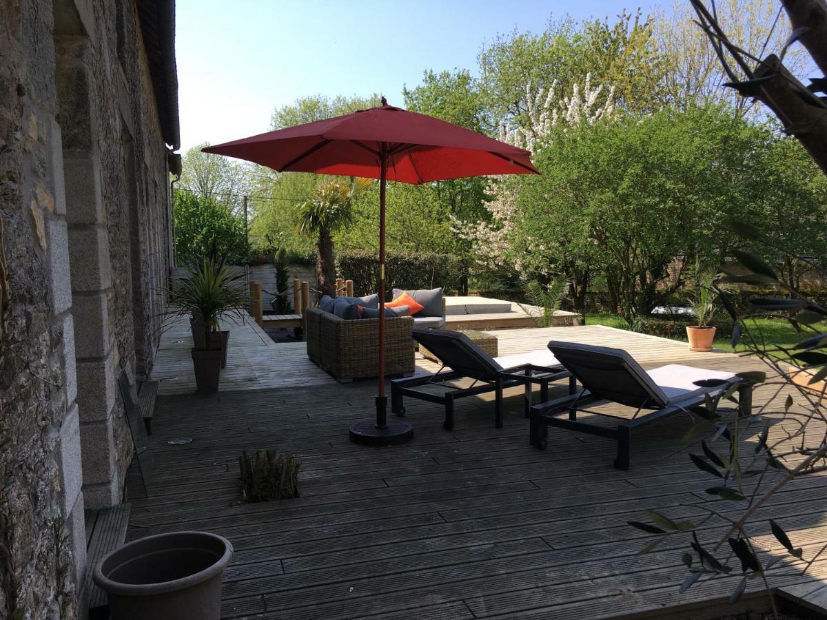 Bed and Breakfast Les Dames de Nage Grand-Champ Exterior foto